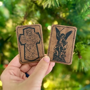 Écusson Saint Michel, cadeau catholique pour hommes, cadeau de confirmation de l'adolescence, symbole de protection de l'archange, accessoire religieux, insigne en cuir, ange guerrier