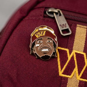 Jayden NFL Fun Head Soft Enamel Washington Commanders Pin — Football Fan Gift