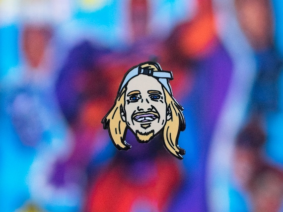 Jaws Fun Skate Head Enamel Pin Skateboarding Sk8 Surf