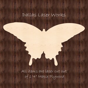 Forme de papillon en bois non finie et découpée au laser