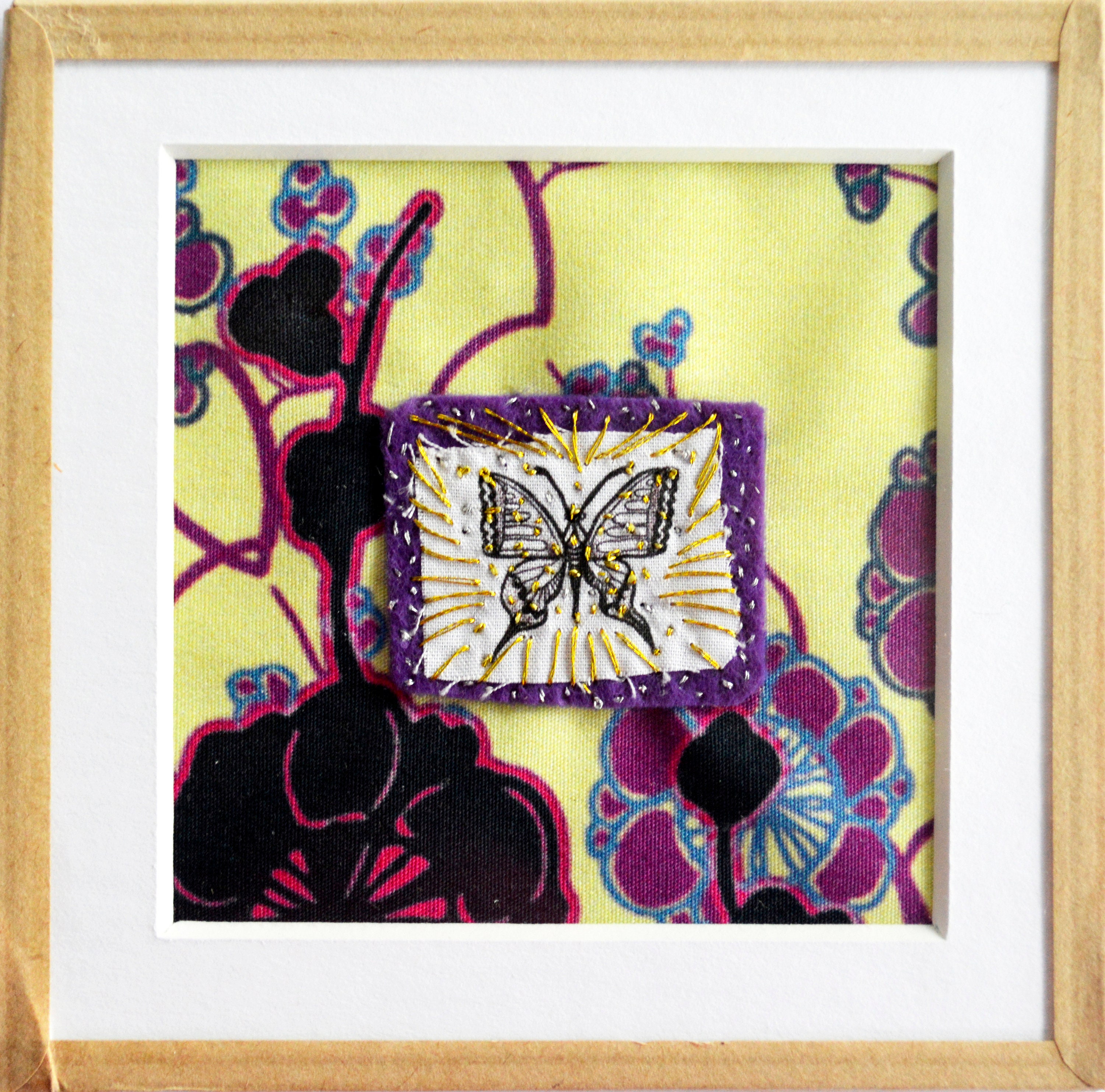 Tableau Textile Ex Voto Totem 1 Brodé à La Main