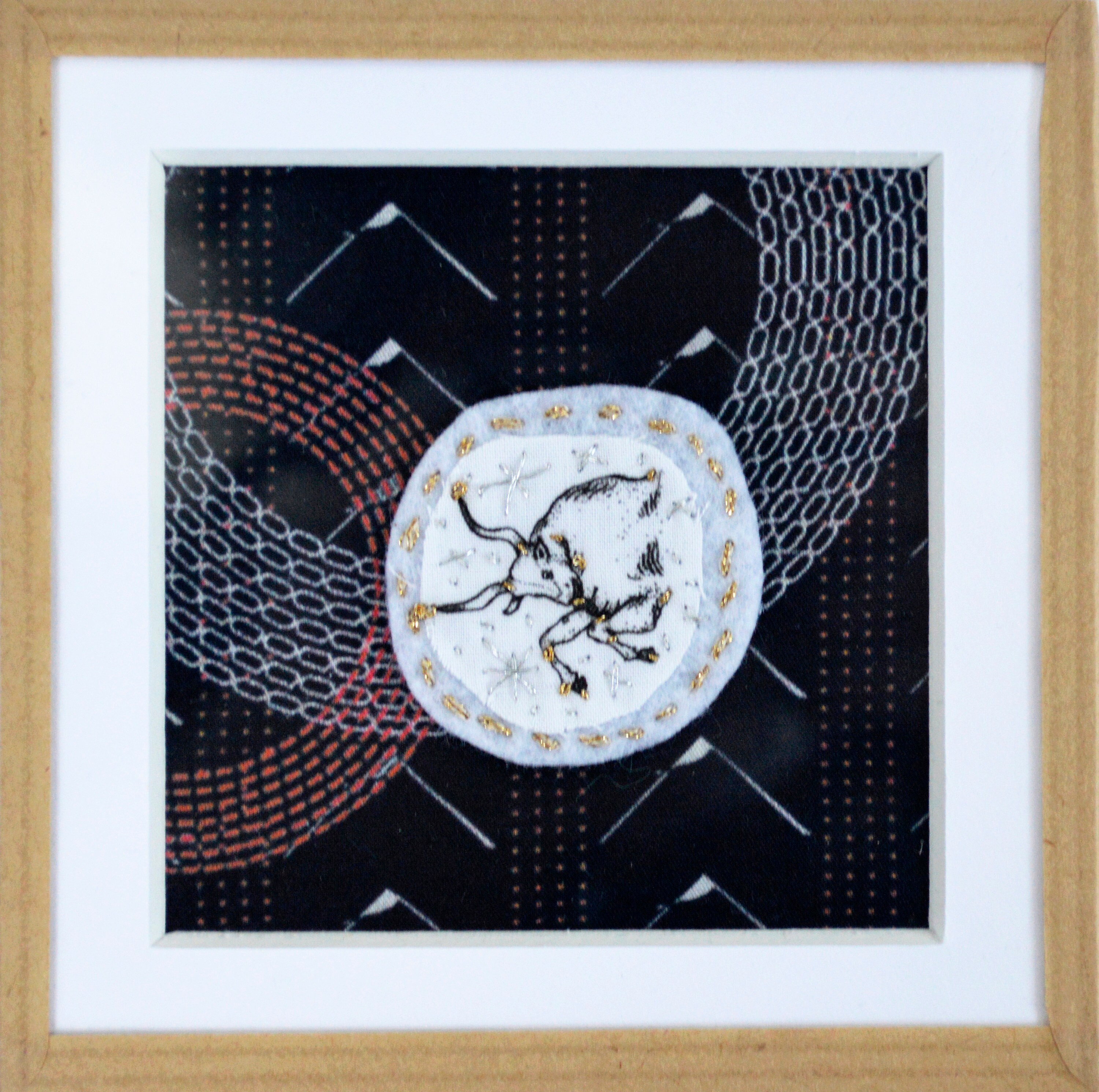 Tableau Textile Ex Voto Signe Astrologique Taureau Brodé à La Main