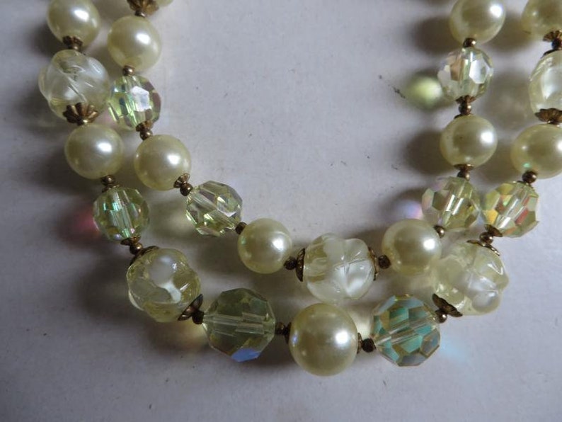 Precious Elegant Necklace-Choker-faux Beads-Lucite-AB Crystal-Rhine-50s-50s60s-60s-USA!