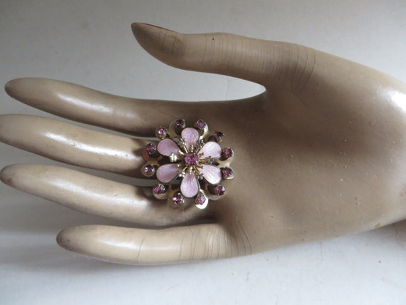 Dreambeautiful "Flower" Brooch-Metal-Guilloche Ena