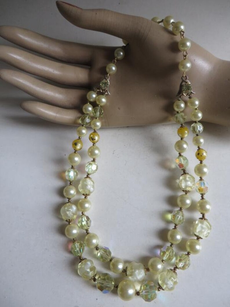Precious Elegant Necklace-Choker-faux Beads-Lucite-AB Crystal-Rhine-50s-50s60s-60s-USA!