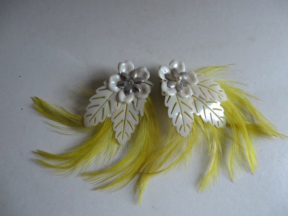 50s vintage earrings/ear clips-signed flower and … - image 3