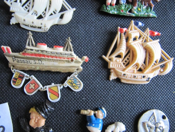 Lot *Maritime Sailor*: mid century souvenir brooc… - image 4