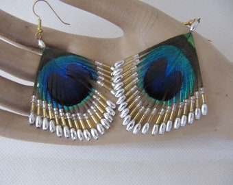 Enchanting "peacock feather" earrings-dangle earrings-earrings-real peacock feather pearls-boho, hippie, 70s-70s/80s-80s-USA!