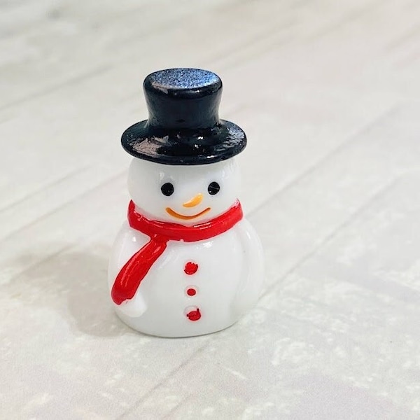 Miniature Snowman,1:12 Scale,Mini Christmas Accessory, Christmas Miniatures,Dollhouse Miniatures,Christmas Diorama,Fairy Garden Christmas