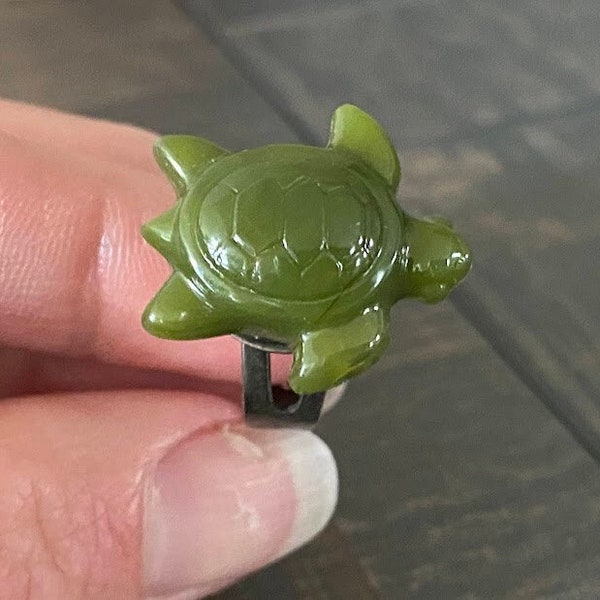 Jade Sea Turtle Ring. Gun Metal Adjustable Ring. Turtle Adjustable Ring. Sea Turtle Ring.