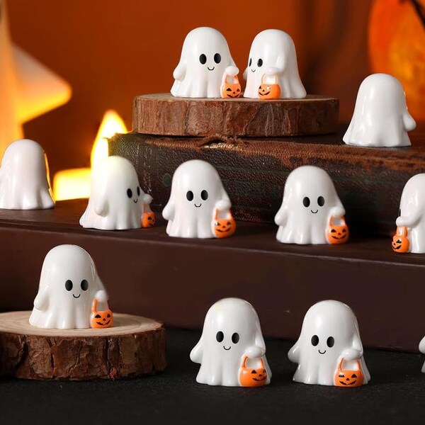 Tiny Trick or Treat Ghost, Tiny Ghost Figure, Holiday Figure, Halloween Miniatures, Trick or Treat Miniature, Trinkets, Adorable Autum Decor
