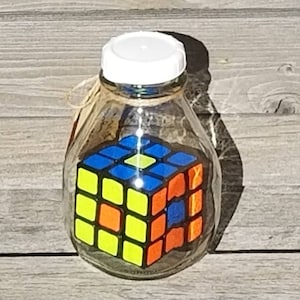IMPOSSIBLE BOTTLE – Rubik’s Cube in Pint Milk Bottle