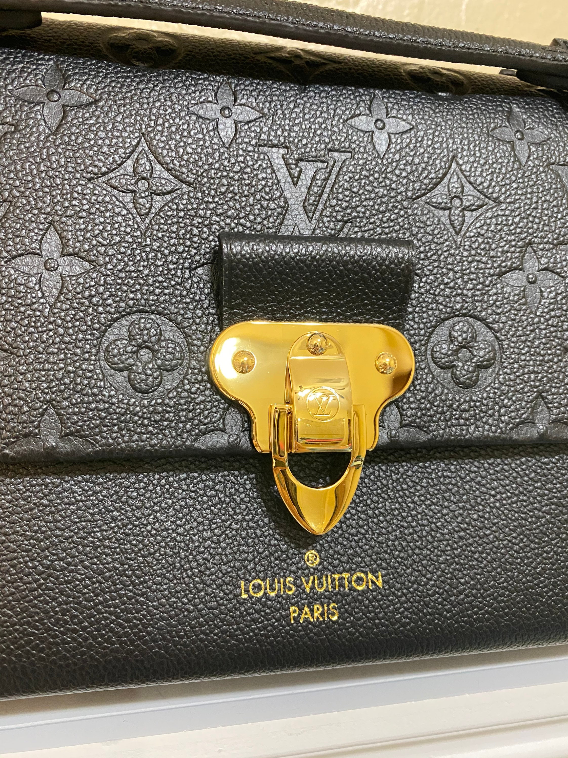 Louis Vuitton Vavin Pm- 6 month review- what's fits- GIVE AWAY 
