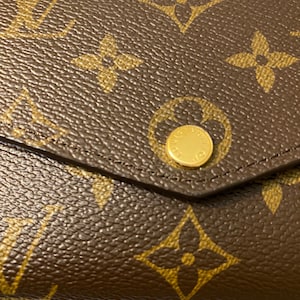 How To Tell A Real Louis Vuitton Wallet