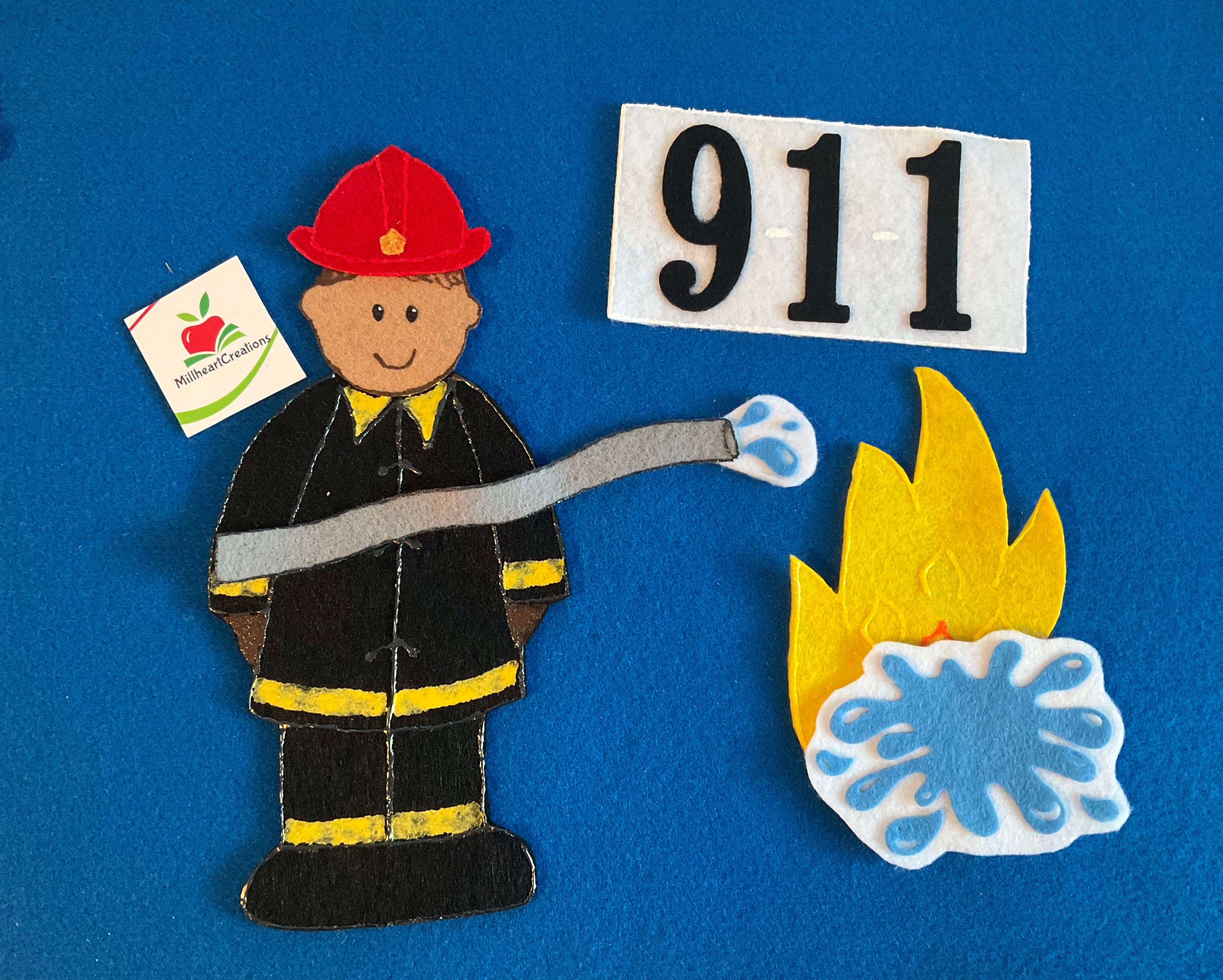 Brandweerman/brandweerwagen community helper vilt verhaal - Etsy België, image size:3000x2406