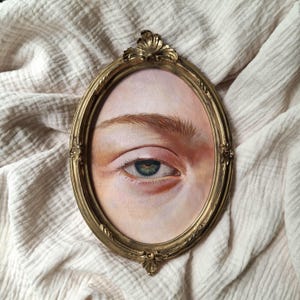 Original Eye Oil Painting in Ornate Gold Frame – Framed Portrait Detail – Realistic Eye Artwork on Wood – Surreal Wall Decor