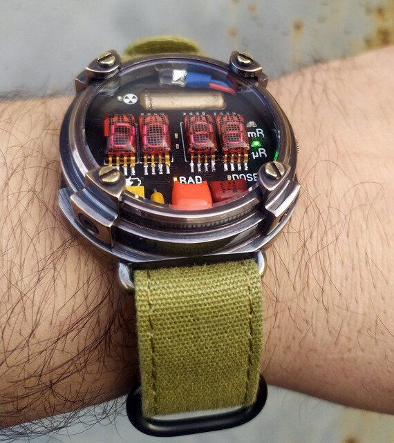 METRO Exodus Styled LED Wrist Watch Dosimeter - Etsy