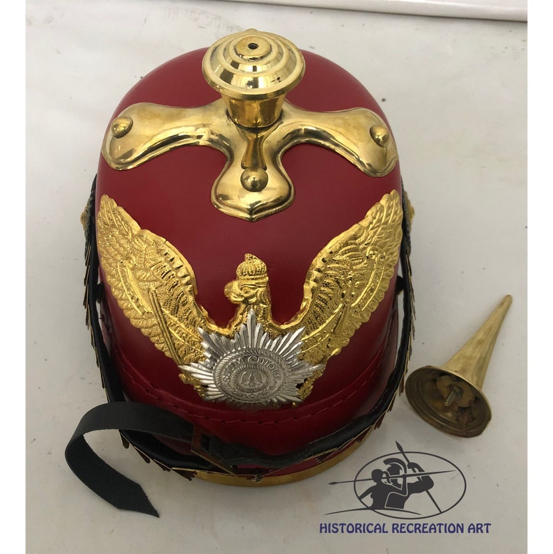 WW1 Allemand Spiked Leather Helmet Pickelhaube - fichier vectoriel numérique - couleurs PMS - France