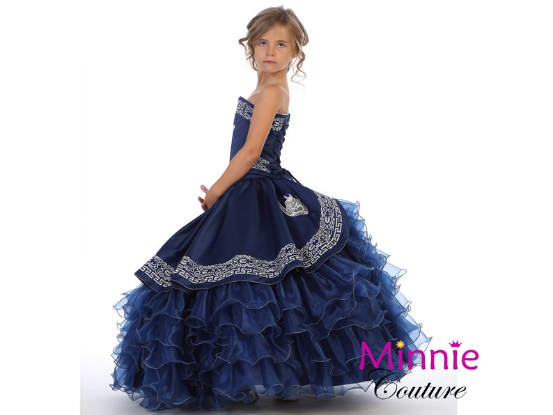 Vestido Charro Azul Marino con bordado plateado para niña imagen 4