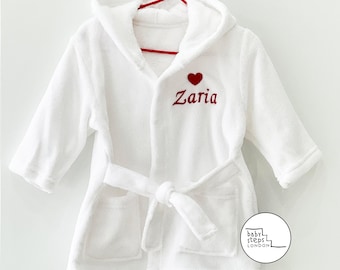 White Personalised Luxury & Soft Heart Fleece Bath Robe 1st Birthday Baby Gift: Birth | Children | Infant | Kids | Newborn | Toddler