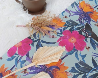 Cadeauverpakking met bloemenmotief