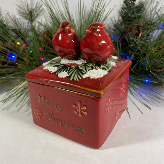  BoutiqueByMaryam Hand embroidered jewelry storage box with  ruby, small keepsake box, floral decorative box, trinket box, memento 4 x 4  gift box : Clothing, Shoes & Jewelry
