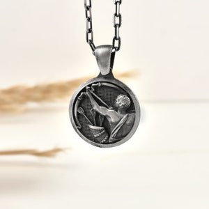 Sagittarius Necklace in 925 silver or 14K gold, Zodiac sign necklace for birthday gift, Horoscope necklace for sister in oxidized silver