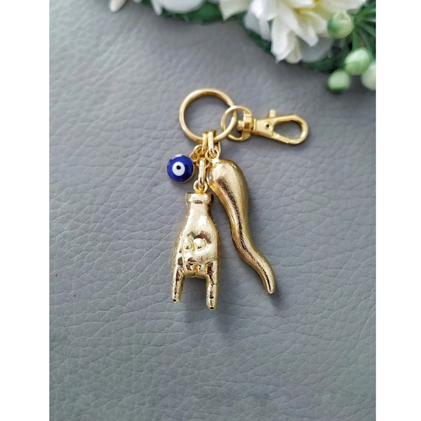 Italian Horn Keychain, Gold Maloik Hand, Mano Cornuto Bag Charm, Lucky Scaramanzia