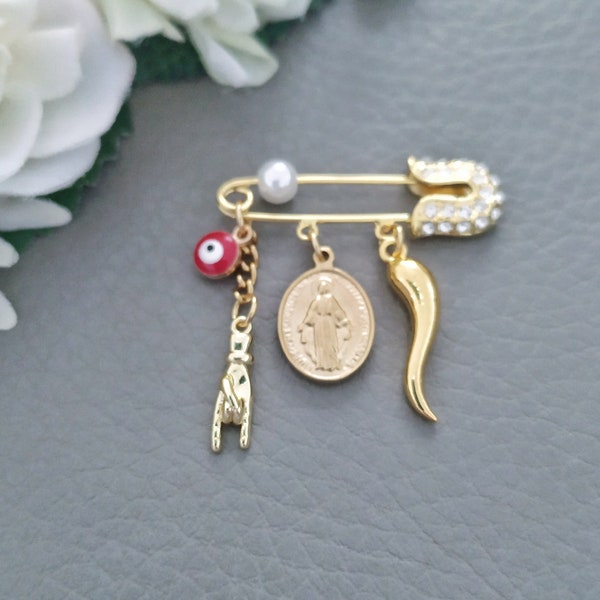 Cornuto Pin Brooch, Gift for Baby, Italian Hand Pins, Gold Italian Horn Charm Cornicello, Spille da Balia Portafortuna