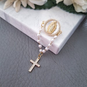 Spilla del rosario del battesimo 24 K, spilla della Vergine Maria in madreperla, ciondolo a croce per bambini, gioielli per il battesimo, regali per bambini e bambine, regali neutri per genere