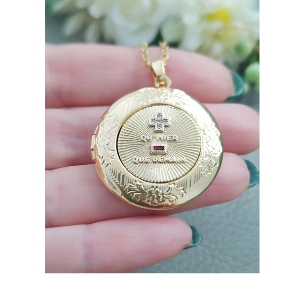 Augis Locket, 3.5cm Round Pendant, Plus QU'HIER Moins Que Demain Necklace, La Médaille d’Amour