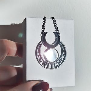 Mond Hexen Spiegel Halskette, Hexenspiegel Spiritueller Schmuck