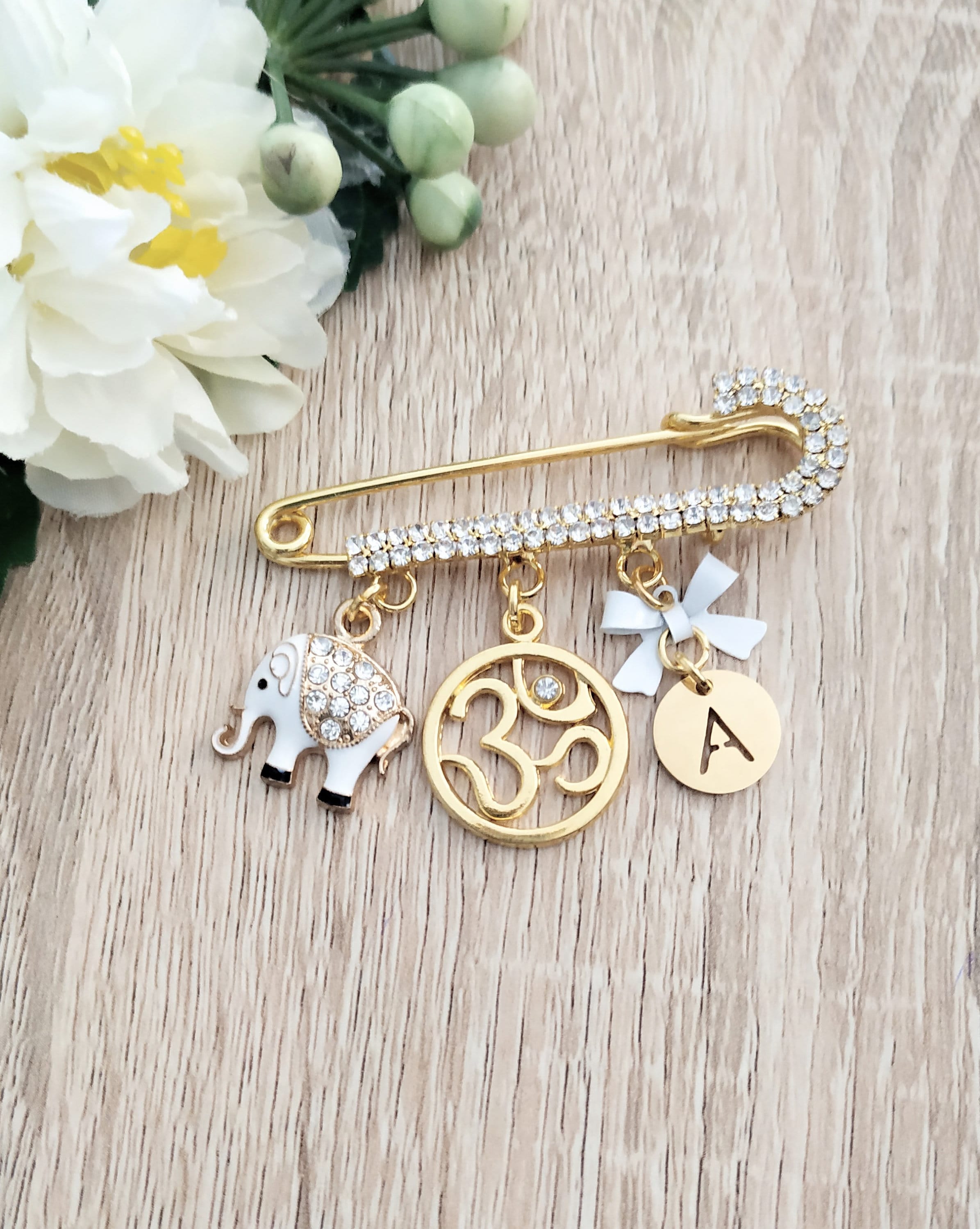 Beautiful Gold Hindu Jewelry, Hindu Baby Gift, Custom Hindu Baby Pin, Ohm Lucky Elephant Gift, Baby Ganesha Jewellery Brooch