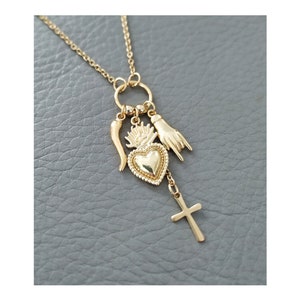 Good Luck Charms Necklace, Sacred Heart Corno Necklace, Gold Italian Horn Pendant Jewelry, Cornicello Protection Amulets, Italian Gifts