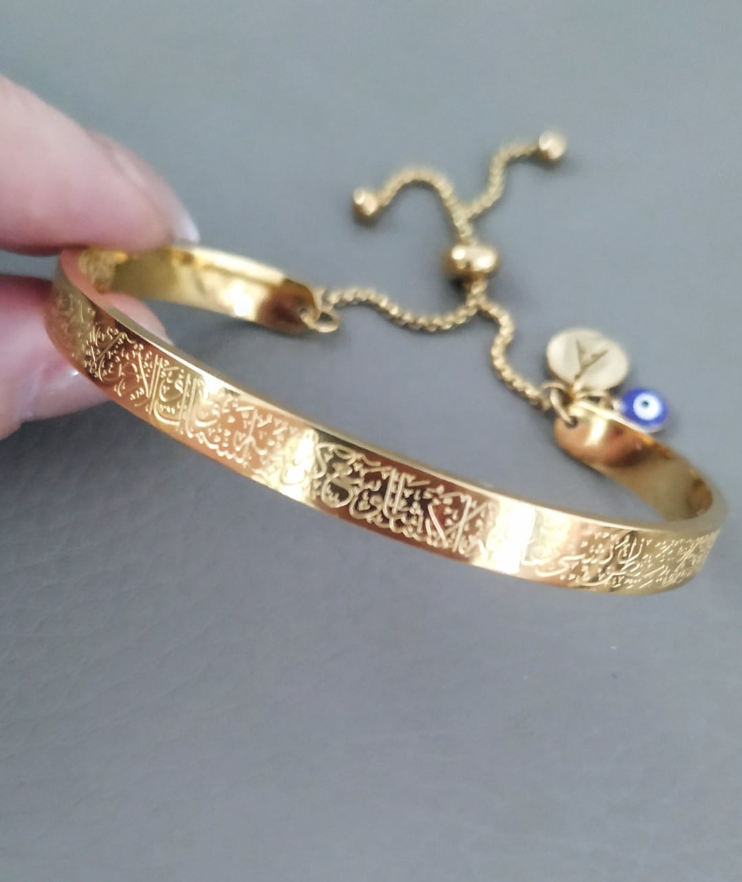 Cuff Bracelet in Gold – Guardian of the Ocean