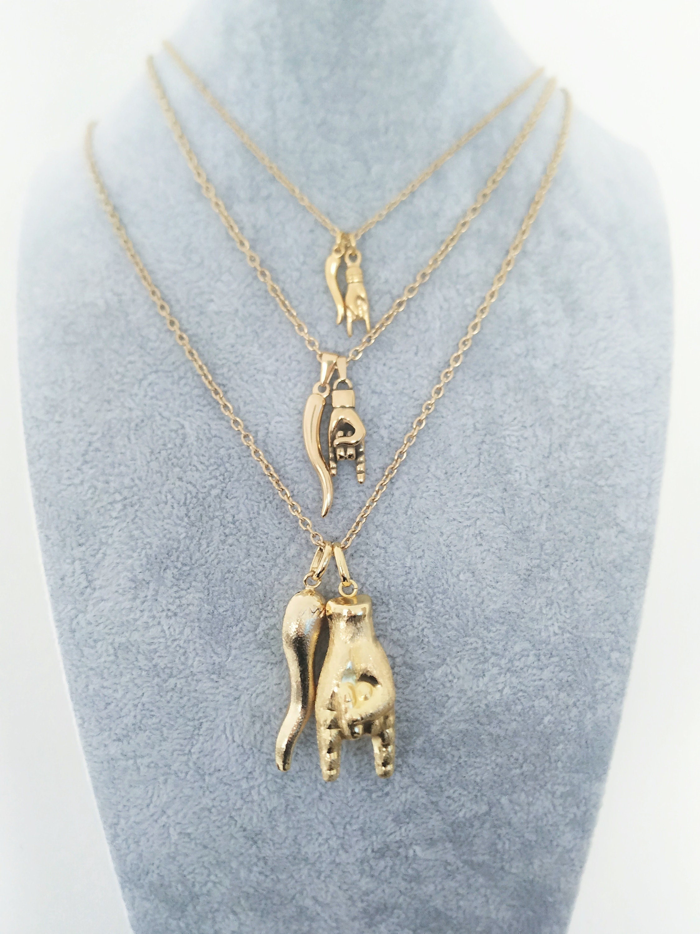 Italian horn cheap and hand necklace