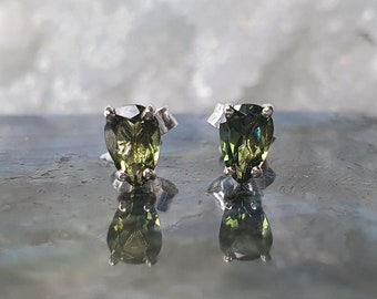 Moldavite Nectar of Life Green Drop Small earrings with 6x4mm faceted Moldavite