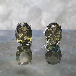 Moldavite Captivating Oval earrings with 8x6mm faceted Moldavite