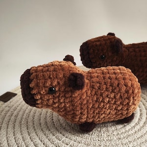 Crochet Capybara Keychain: Handmade Amigurumi Kawaii Bag Charm