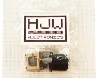 Variable Capacitor 4 Gang AM FM 266pF + 20pF X2 Knob and Screws 500pF Total