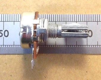 Centre Detent Click Balance Equalizer Pot, Splined Shaft Linear Potentiometer B