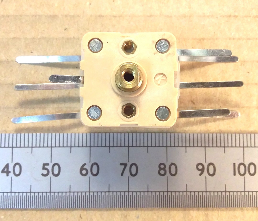 Quad 4 Gang AM FM Variable Capacitor 266pf and 20pf 500pf