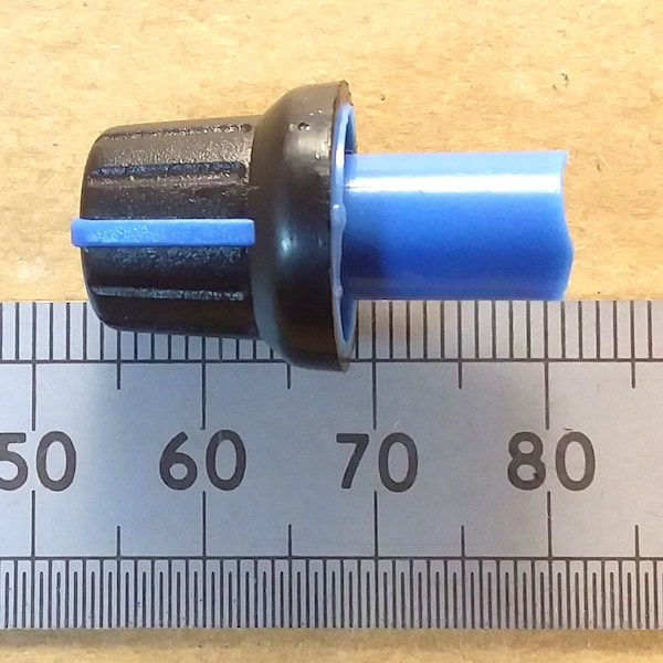 Durch Panel Verlängerungsknopf für 6mm Split Splined T18 Shaft Pots Blue Pointer.