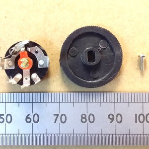 Volume Control Potentiometer Switched 21mm Black Thumbwheel Knob 5K