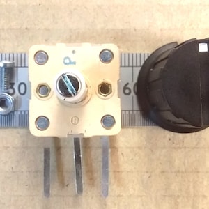 Dual Gang Variable Capacitor: AM Radio Project Tuning Knob (65pF/145pF/210pF Total)