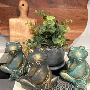 amousa Frogs Figurines Yoga Decor, Mini Meditating Frogs Garden Sculpture  Outdoor For Porch Yard, Cute Frogs Yoga Statues Collectibles Indoor