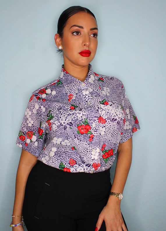 Vintage 1970s Dagger Pointy Collar Floral Hibiscus