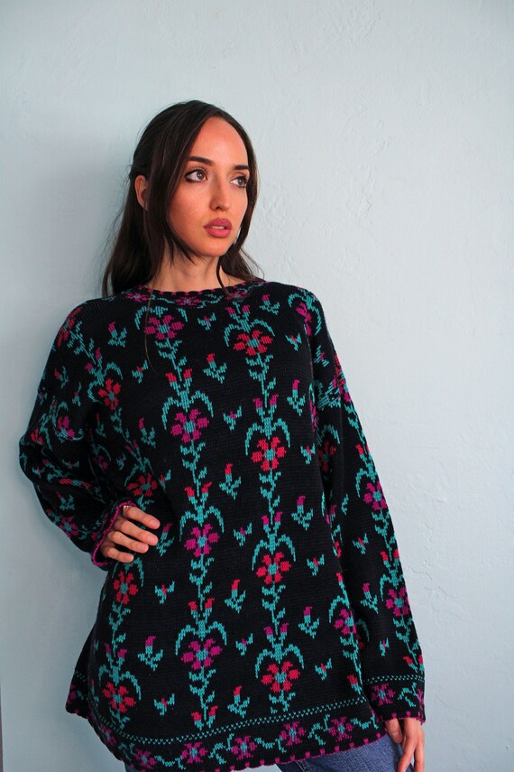 Oversized Retro 80s Floral Sweater