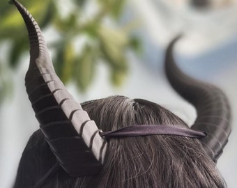 Tiefling Horns: Cosplay Headset Attachment, Halloween Costume Prop (17cm/6.7inch)