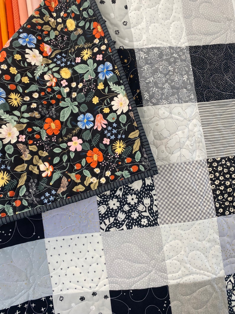 Grey and White Gingham Quilt Kit Black